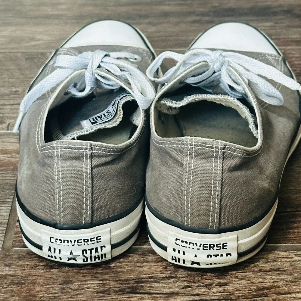 Converse Chuck Taylor All Star Mens Size 8 Gray White Athletic Shoes Sneakers